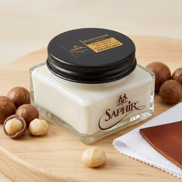 Saphir Medaille d'Or Renovateur Macadamia Oil - Leather Cleaner and Conditioner