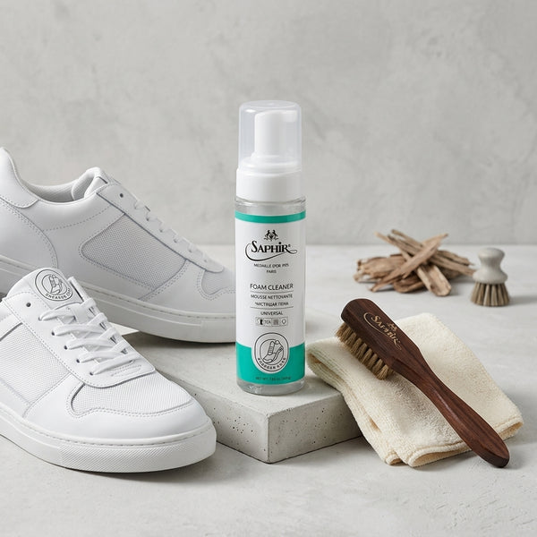 Saphir Medaille d'Or Foam Cleaner for Sneakers